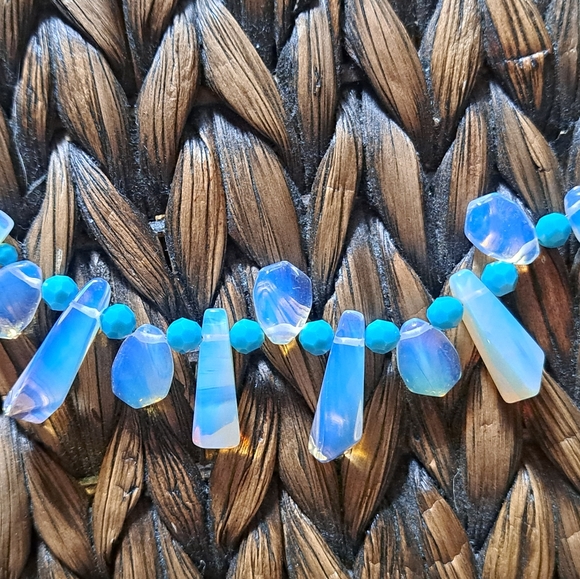 Opalite Bead Choker - Picture 4 of 7